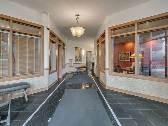 3rd image of 1125 E Olive St APT 203