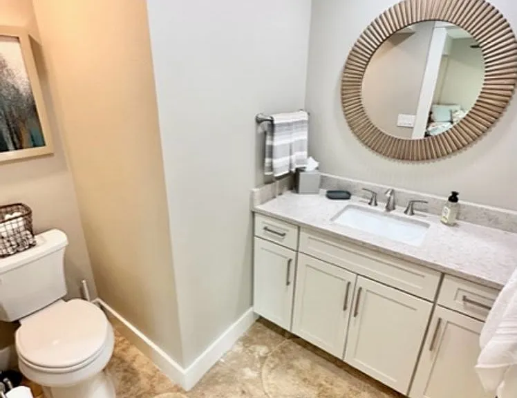 910 Santa Rosa Blvd — Photo 17