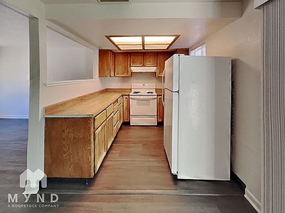 2nd image of 436 12th St #440