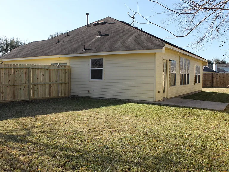 4031 Raspberry Ct — Photo 22