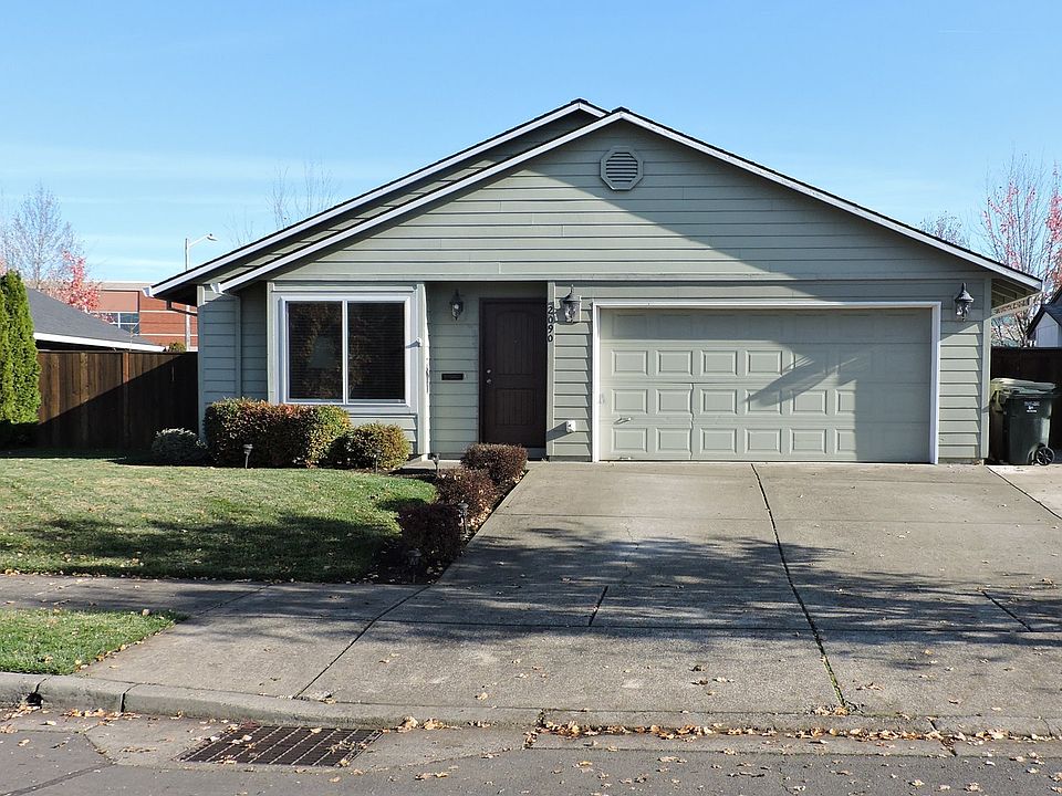 1st image of 2090 SE 63rd Ave