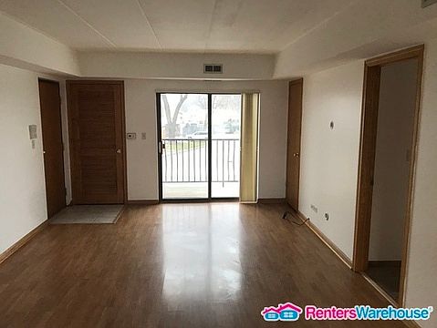 3rd image of 10300 Front St #2S
