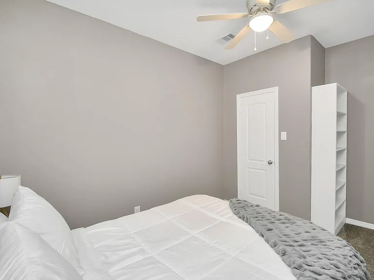3019 Elysian St — Photo 24