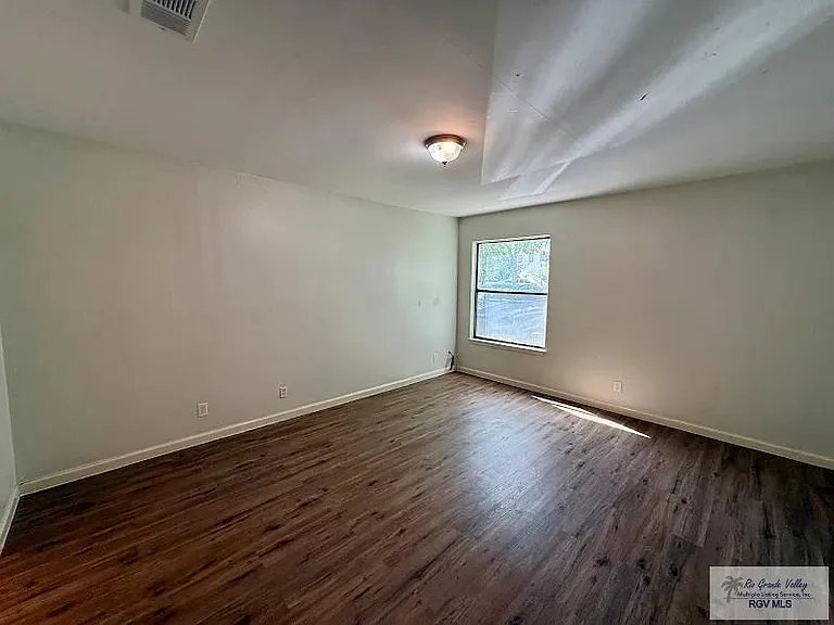 2101 El Dorado Ave — Photo 5