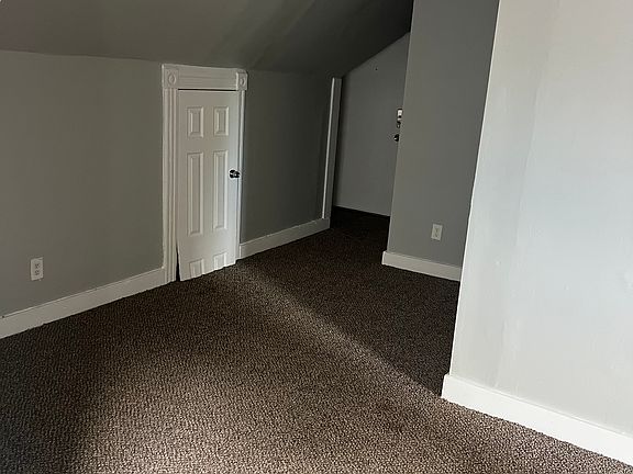 4th image of 162 Brook St #3