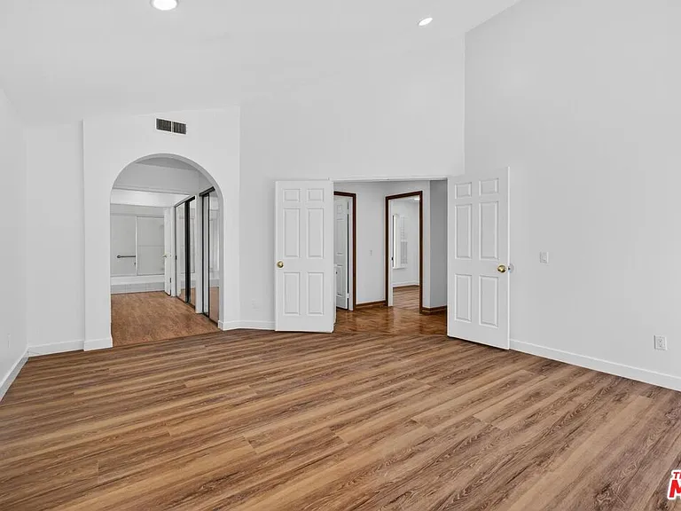7652 Quimby Ave — Photo 24