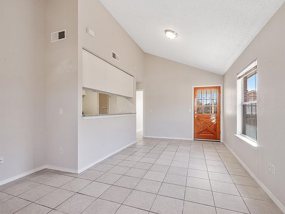 4th image of 11956 Willowmist Ave