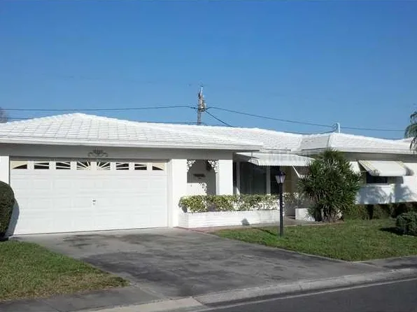 10063 40th St N, Pinellas Park, FL 33782