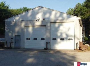 4433 Harrison St, Omaha, NE 68147
