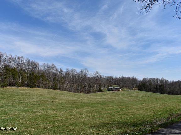 2nd image of 1847 Mount Zion Rd