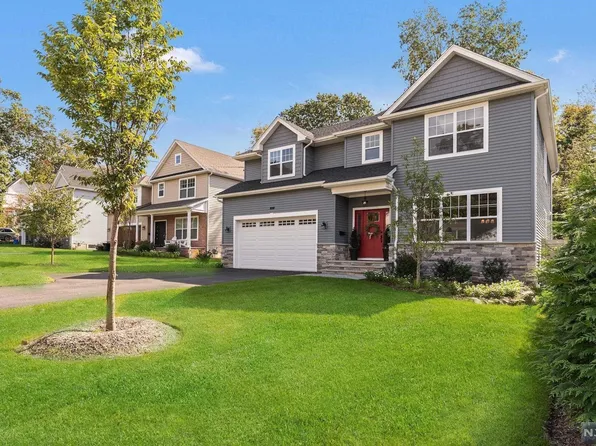 337 Washington Ave, Hillsdale, NJ 07642