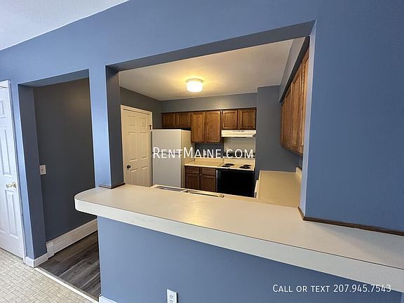 4th image of 114 Main Rd S APT E