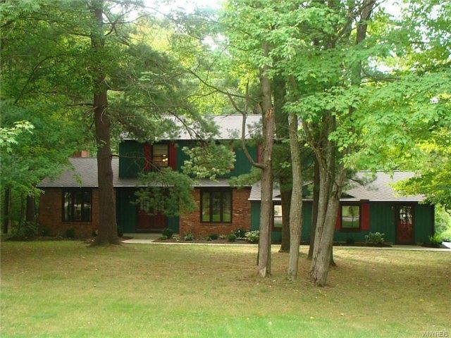 1st image of 3 Swallow Ln