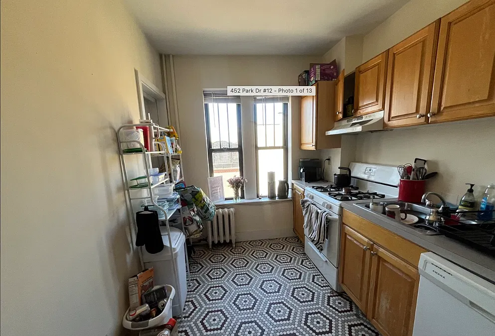 3 bed, 9999 sqft, $5,800 — Photo 1