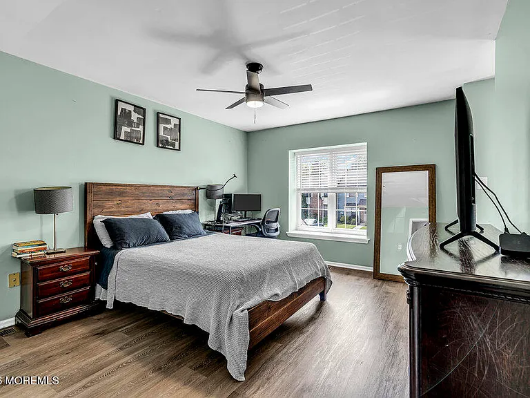 38 Devon Ct — Photo 17