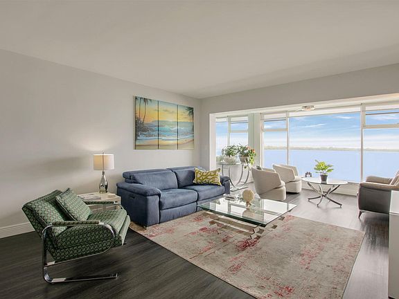 2nd image of 52 Yacht Club Dr APT 402