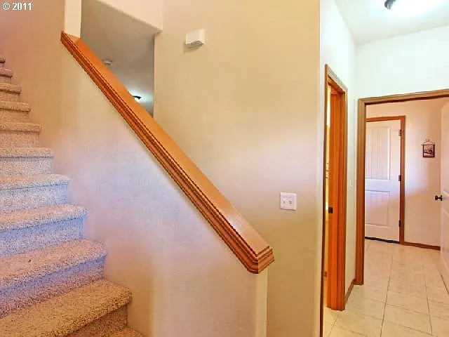 Conner Dr — Photo 4