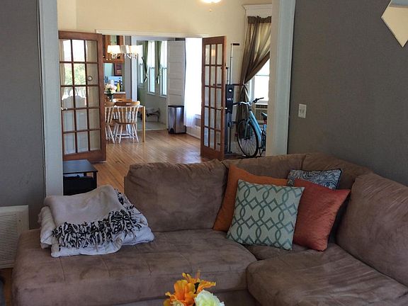 French doors to dining room