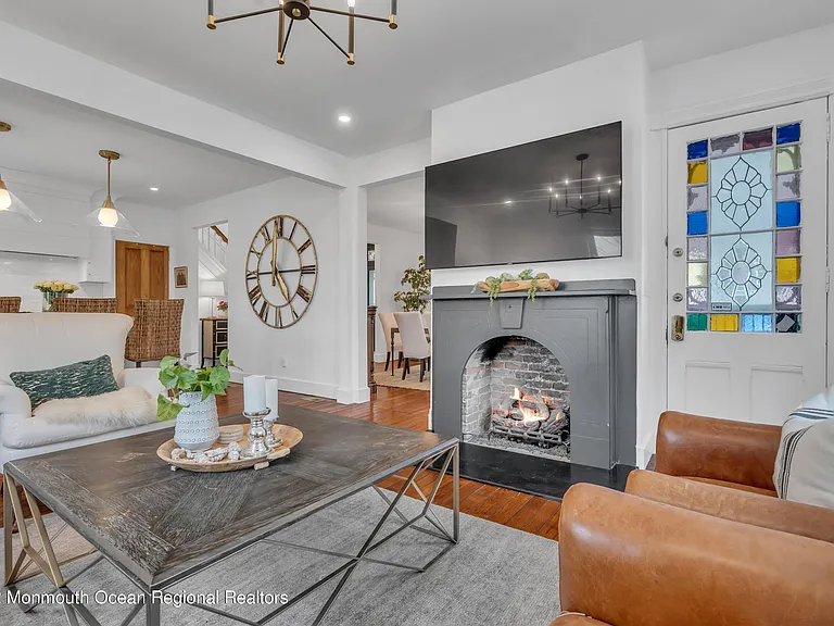 21 Pearce Ave — Photo 8