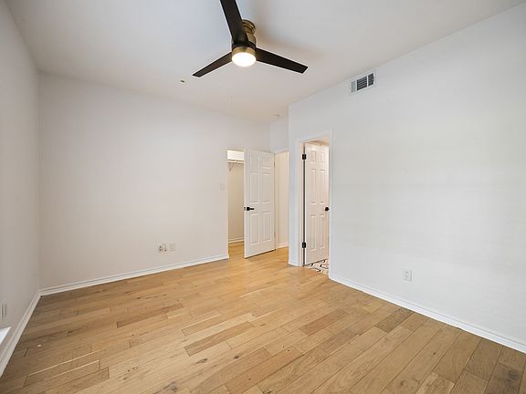 4th image of 9801 Royal Ln APT 701