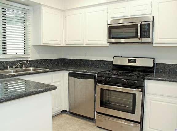 4th image of 1745 Holly Dr APT 103