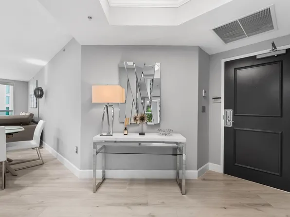 347 N New River Drive #809, Fort Lauderdale, FL 33301