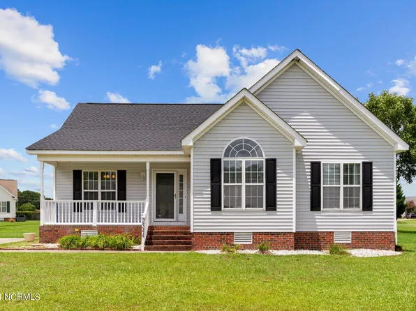 2544 Amanda Place, Winterville, NC 28590