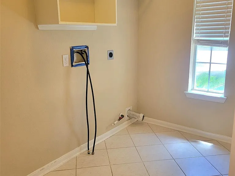 2134 Hill Canyon Ct — Photo 15