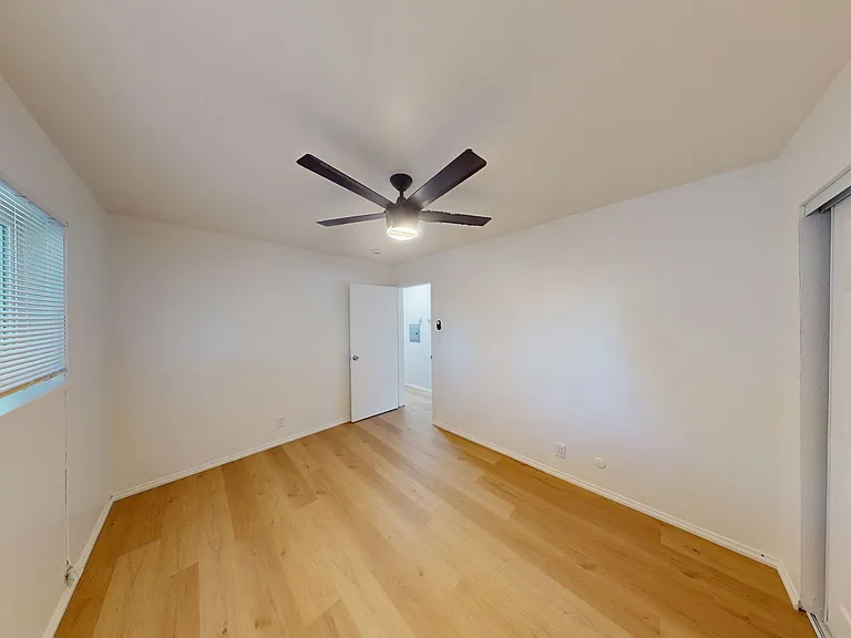 1520 Castro St — Photo 9
