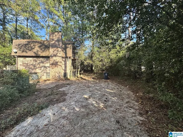 3235 Westbrook Dr, Birmingham, AL 35216