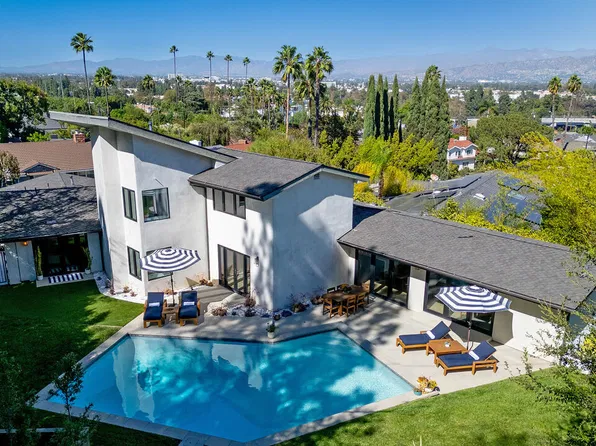 3658 Willowcrest Ave, Studio City, CA 91604