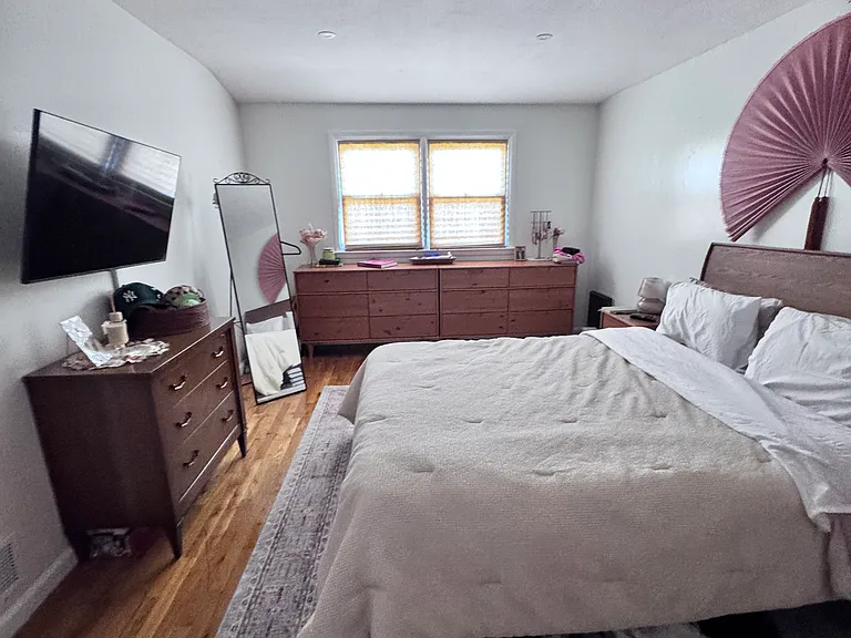 2 Oakville St #3 — Photo 13