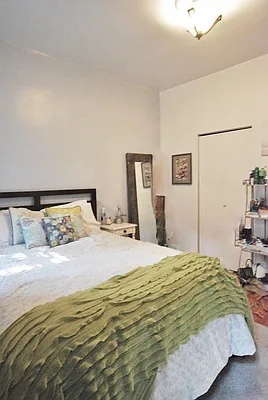 Rented by KYLM, LLC | media 4