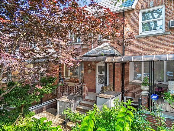 2nd image of 1810 Avenue X