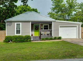 1621 S Price Ave, Fayetteville, AR 72701