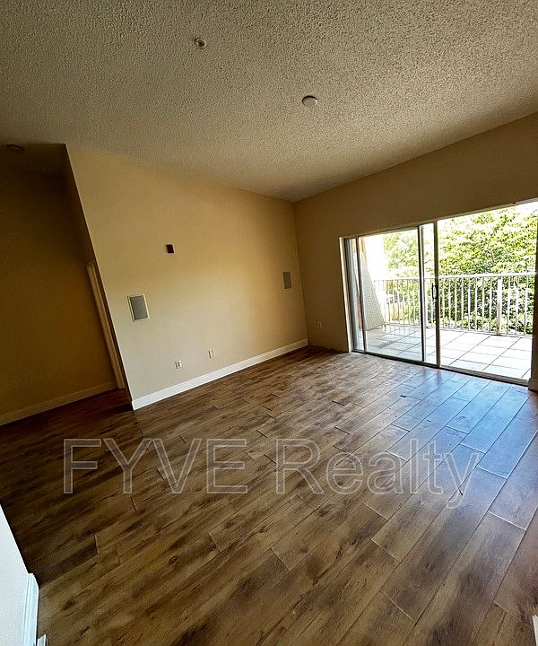1st image of 6960 SW 39th St APT 302