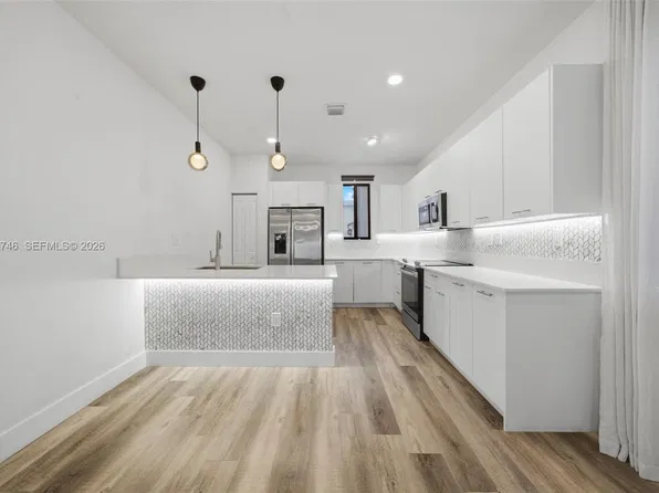 4519 NW 84th Ave, Doral, FL 33166