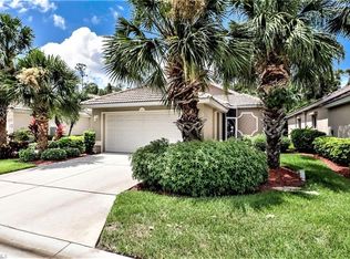 8355 Woodridge Pointe Dr, Fort Myers, FL 33912