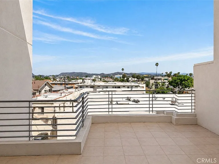401 N Serrano #Penthouse 3 — Photo 17