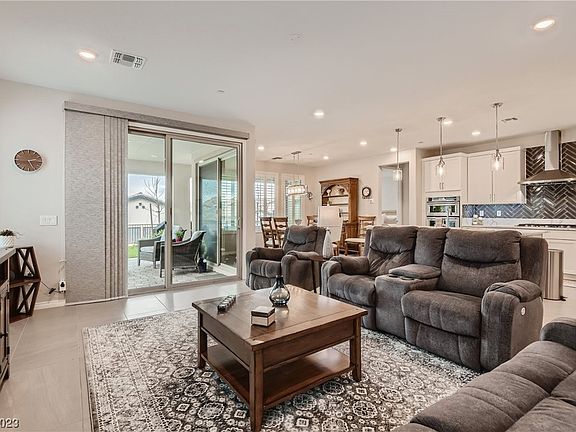 3rd image of 22 Sun Mirage Ave