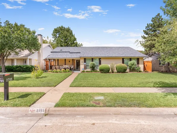 2705 Meadow Park Dr, Garland, TX 75040