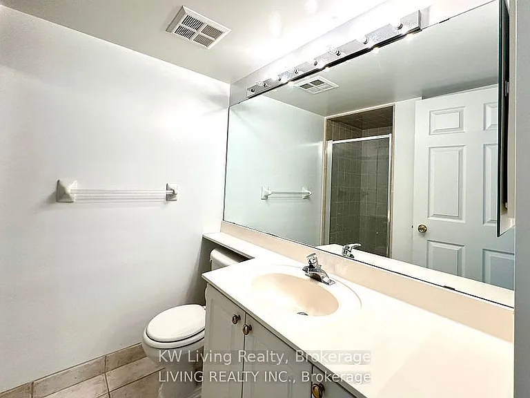 33 Empress Ave #808 — Photo 12