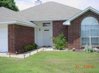 2000 Lisa Cir, Canton, TX 75103