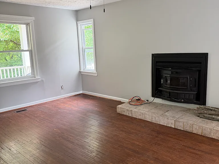 7359 Boylston Hwy — Photo 9