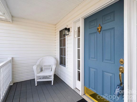 4th image of 127 Kingfisher Ln