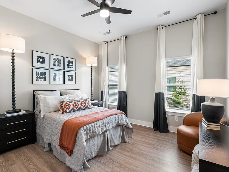 Villas at Capital Twenty — Photo 7