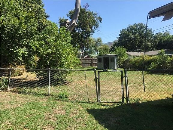 5th image of 1303 Harriet Ct