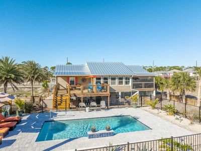 700 E Gulf Beach Dr, Eastpoint, FL, 32328