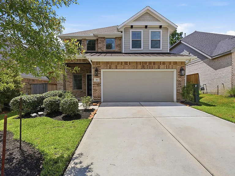 313 Rise Ln — Photo 1