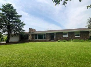 8502 N Hedge Rd, Byron, IL 61010